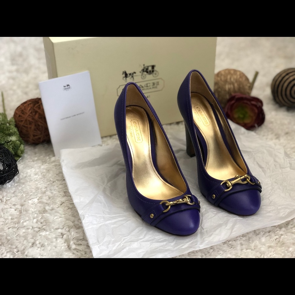 Coach Leather Pump - size 5 - Picture 15 of 16